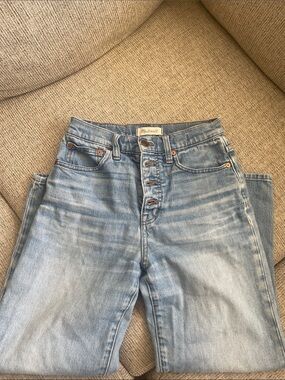 Madewell Men's Light Blue Straight-Leg Jeans with Button Fly